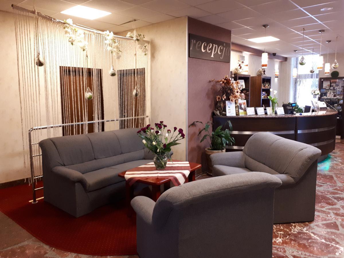 Hotel Jaskolka Ustroń Esterno foto